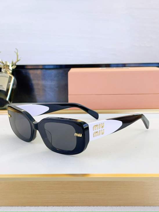 Picture of Miu Miu Sunglasses _SKUfw80050117fw
